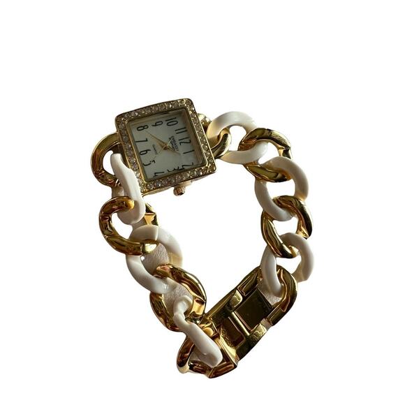 Embassy By Gruen Watch Gold Tone Chain Cuff Rhinestone Bezel Japan Movement - Picture 1 of 11